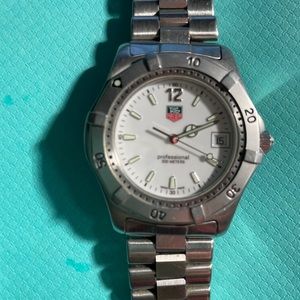 Tag Heuer Professional WK1111 Date Watch